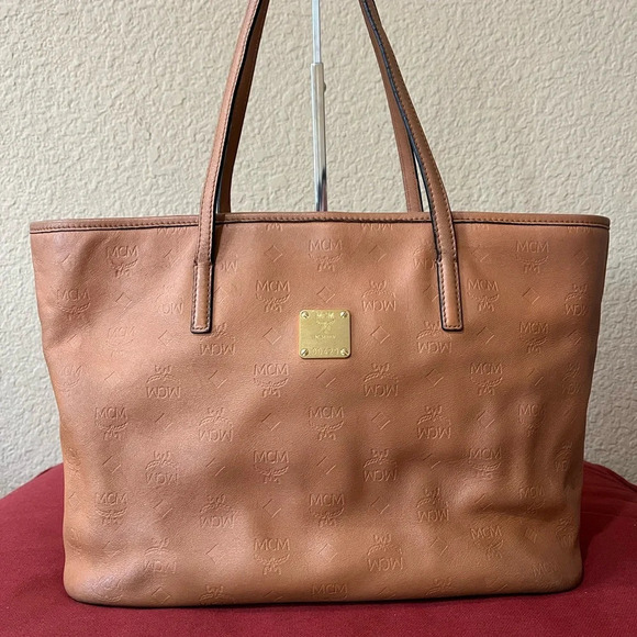 MCM Leather Tote - Picture 13 of 16